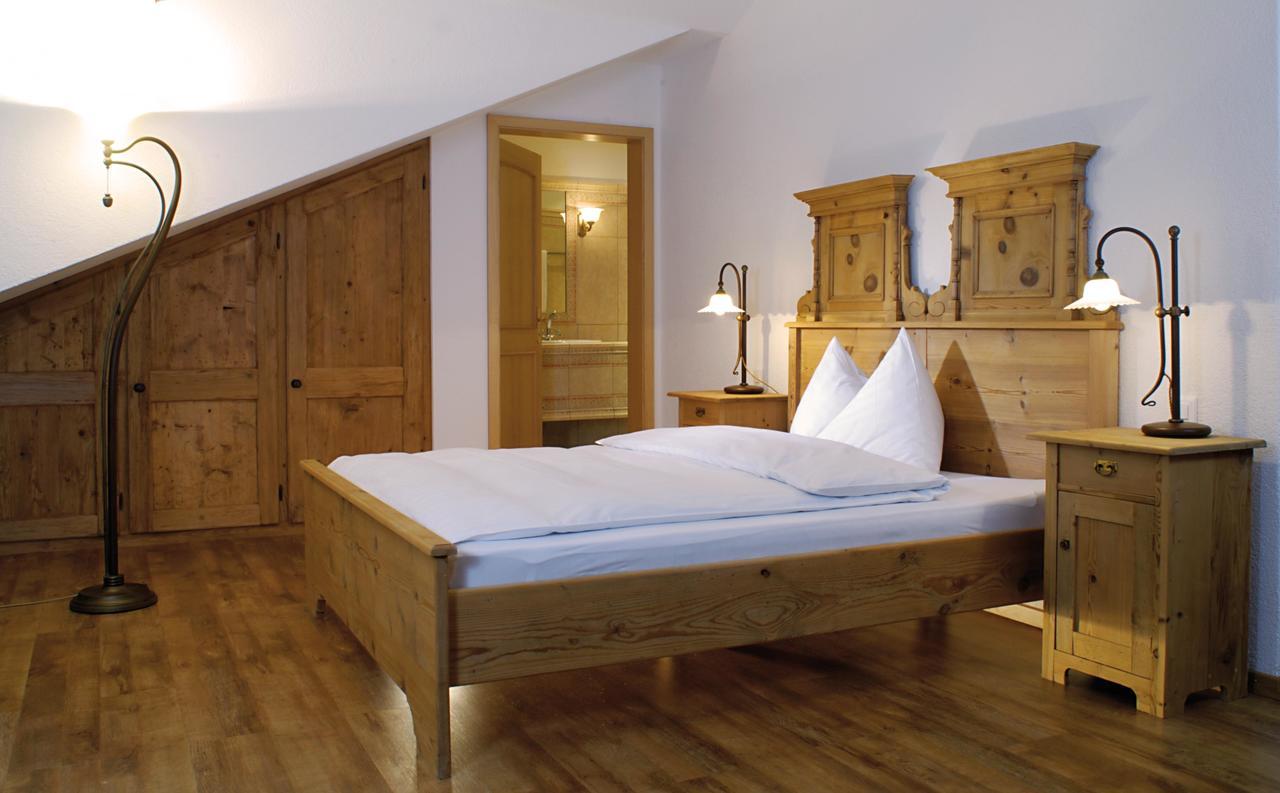 Landgasthof Zu Den Drei Sternen Brunegg Room photo