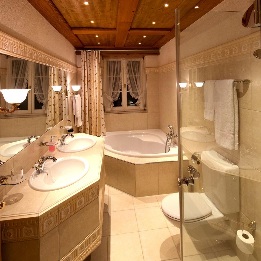 Landgasthof Zu Den Drei Sternen Brunegg Room photo