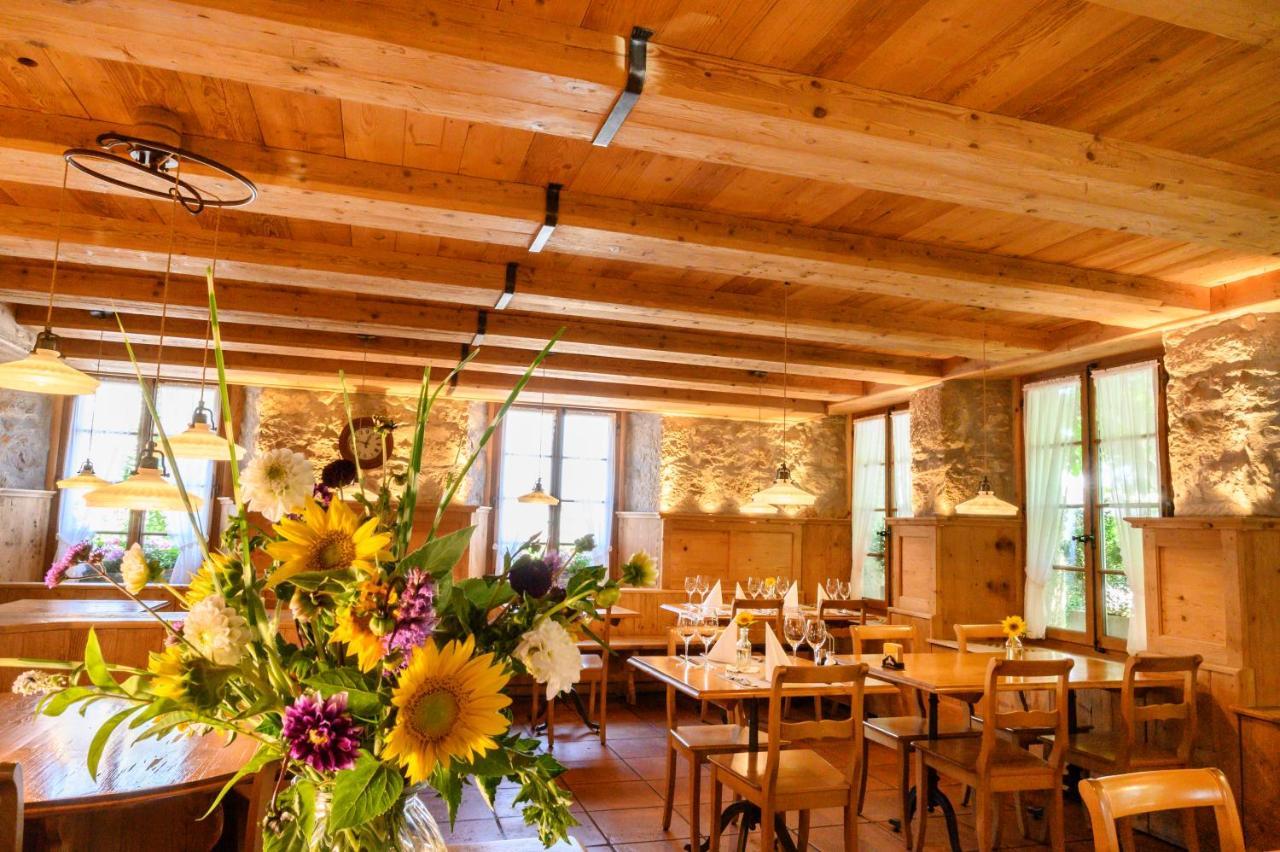 Landgasthof Zu Den Drei Sternen Brunegg Exterior photo